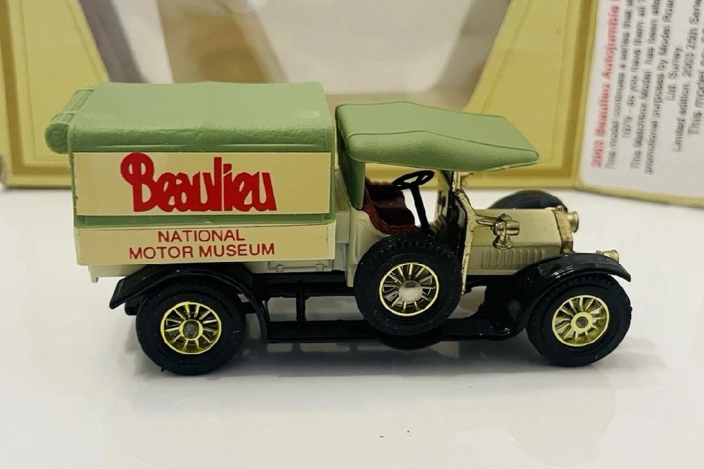 Autojumble 2003; Unknown